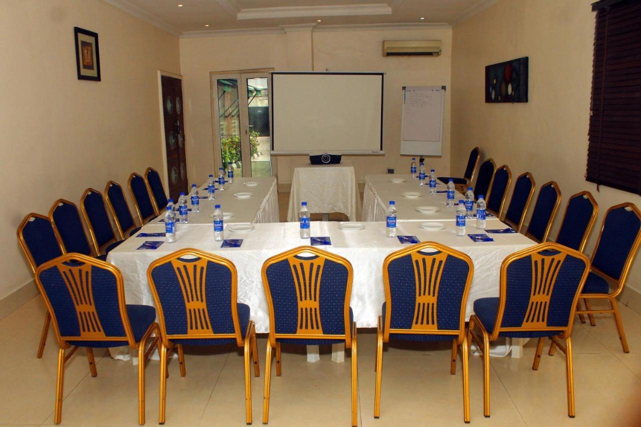 Villa Angelia Boutique Hotel Ikoyi Bagian luar foto