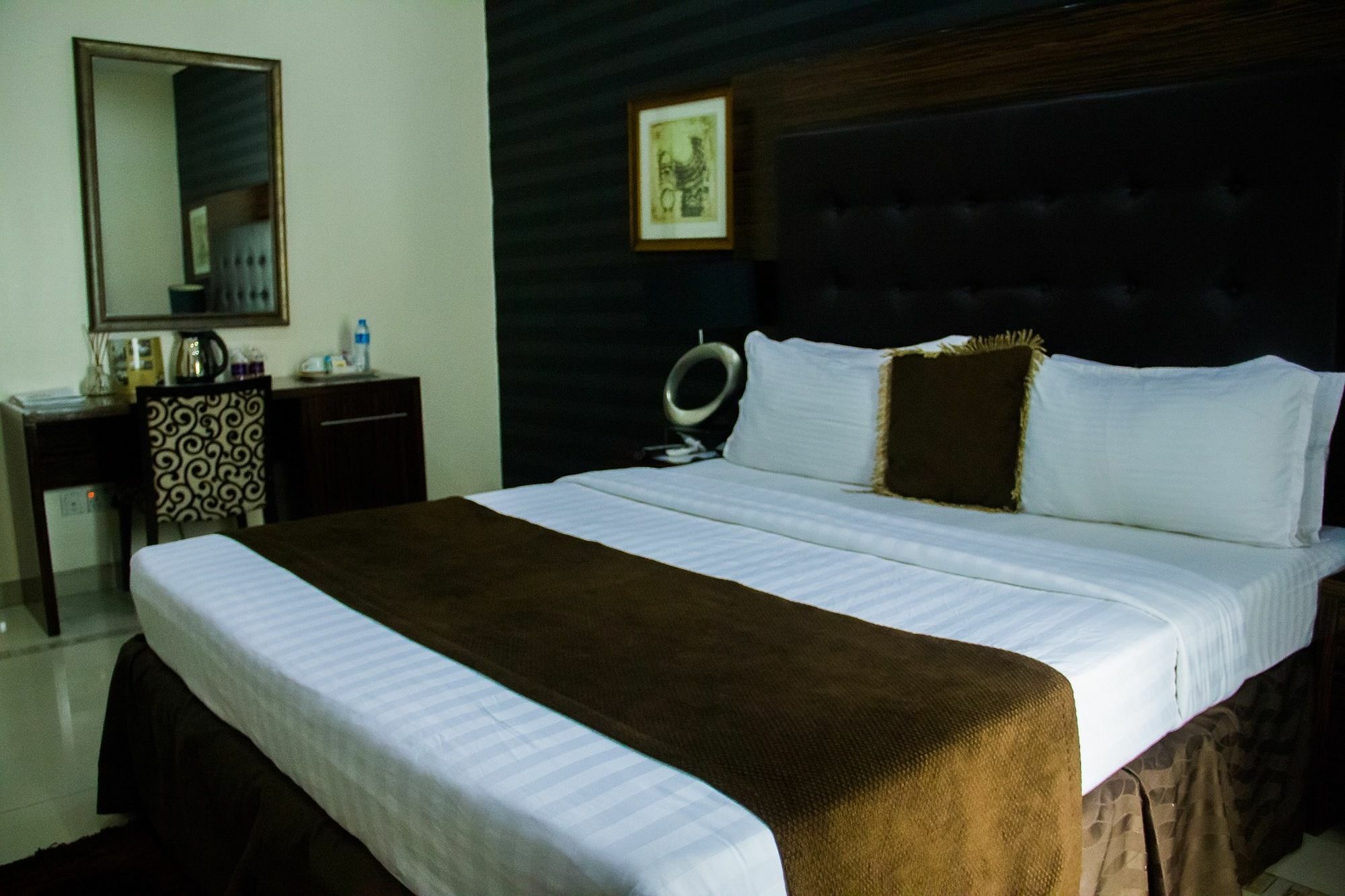 Villa Angelia Boutique Hotel Ikoyi Bagian luar foto
